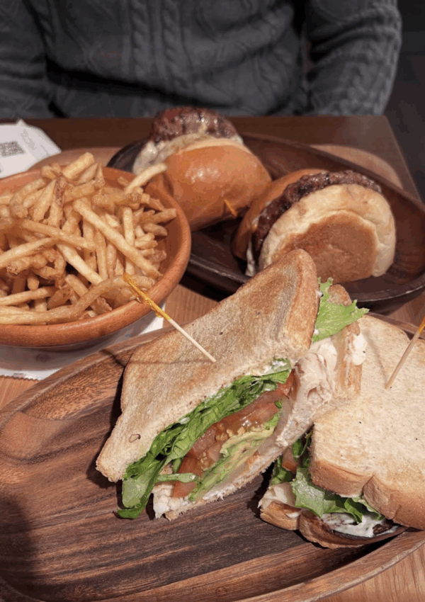 Screenshot 2025-11-15 at 2.11.51 PM Kua Aina Sandwich Shop